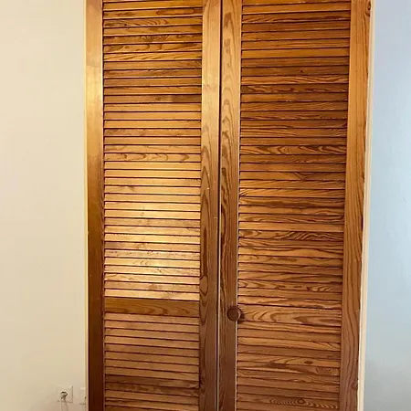 Quiet Flat In Nature In * لوغانو
